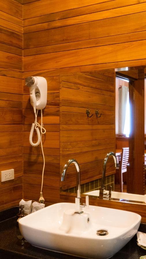 Vanasin Residence Tak Kültér fotó
